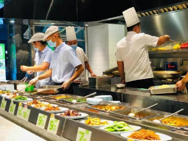 起舞的大象 中國餐飲正加速進入萬店時代，管理挑戰何處去